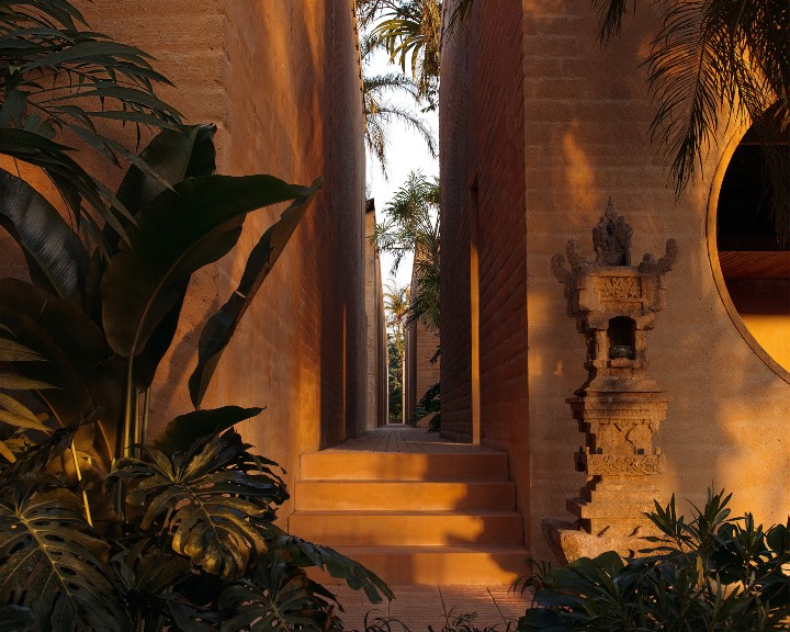 Chris Precht_OXO Bali_Glimpse_2_www.mir.no.jpg